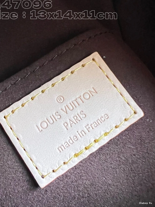 In LOUIS VUITTON Just Case-13*14*11.5CM 0731